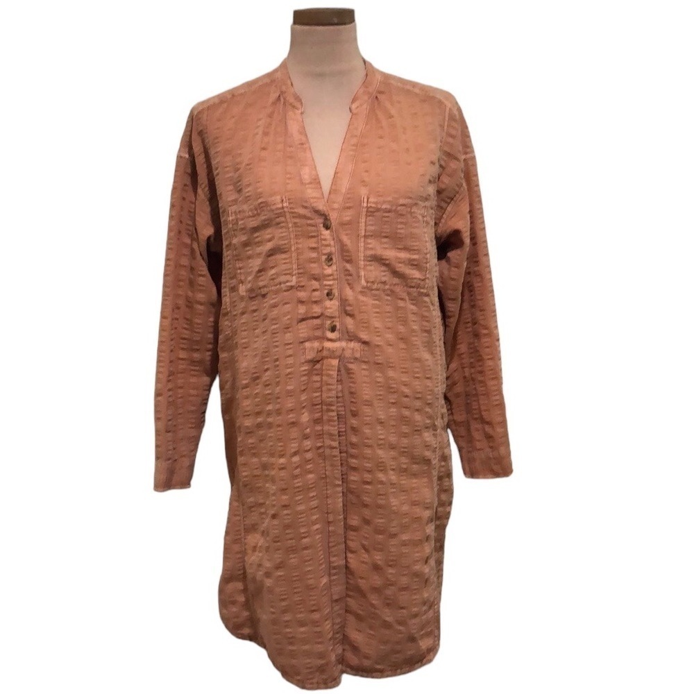 Anthropologie Pilcro Top Size Small Peach Coral Seersucker
